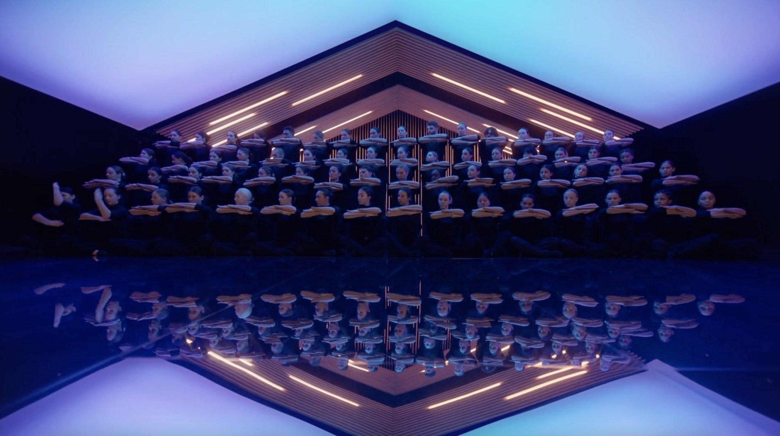 SAMSUNG - THE FOLDING CHOREOGRAPHY